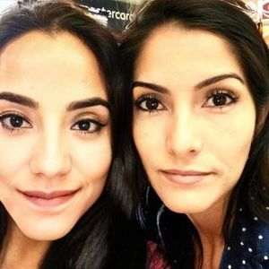 Meet your Posher, Veronica